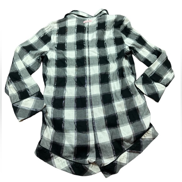 VICTORIA’S SECRET: Black & White Plaid Lounge/ Sleep Romper -Size Small - Picture 11 of 12